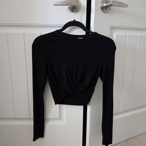 Black Long Sleeve Crop Top